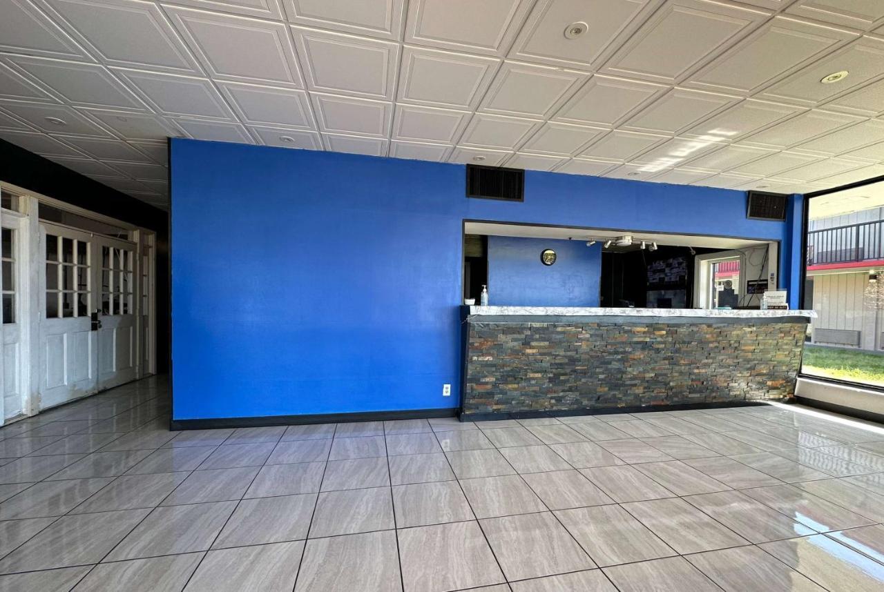 Travelodge By Wyndham Lumberton Esterno foto