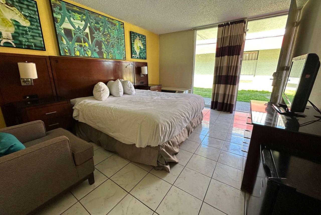 Travelodge By Wyndham Lumberton Esterno foto